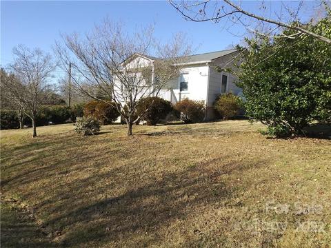 1950 Wall St, Morganton, NC 28655 photo 2