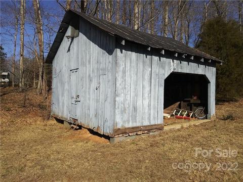1950 Wall St, Morganton, NC 28655 photo 16