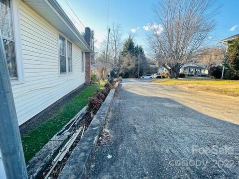 91 Pulliam St, Marion, NC 28752 photo 21