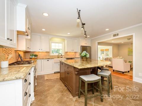 3326 Gresham Pl, Charlotte, NC 28211 photo 14