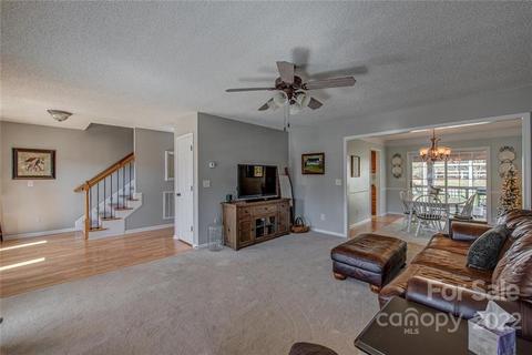 302 Bennington Dr, Stanley, NC 28164 photo 9
