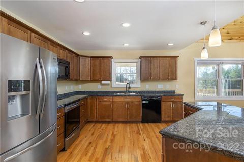 1100 Table View Dr, Morganton, NC 28655 photo 18