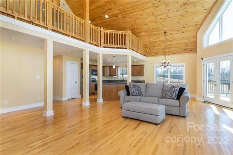 1100 Table View Dr, Morganton, NC 28655 photo 13