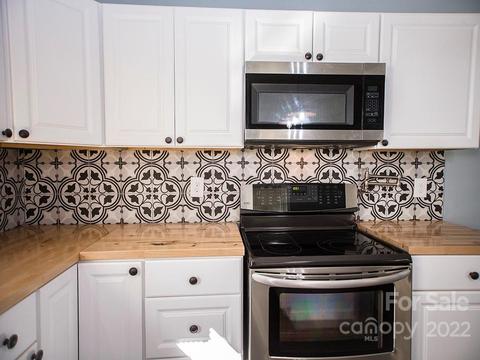111 Fairview St, Clover, SC 29710 photo 11
