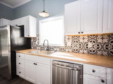 111 Fairview St, Clover, SC 29710 photo 12