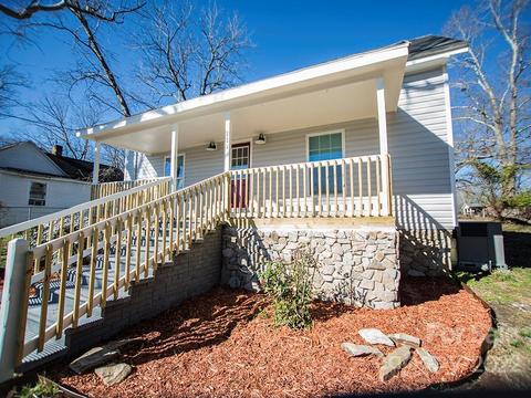 111 Fairview St, Clover, SC 29710 photo 4