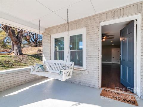 1739 Old Clyde Rd, Clyde, NC 28721 photo 5
