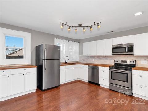 1739 Old Clyde Rd, Clyde, NC 28721 photo 14