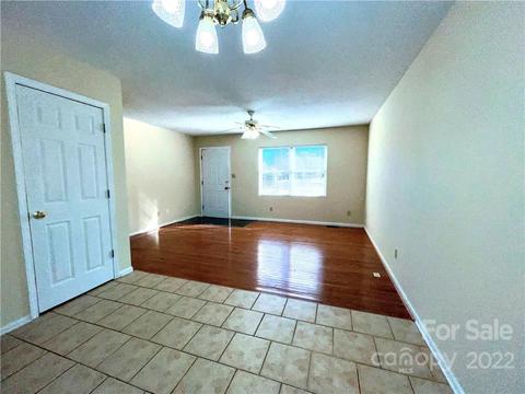 5480 Cedarbrook Ct, Conover, NC 28613 photo 10