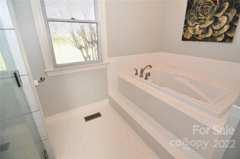 950 38th Ave NE, Hickory, NC 28601 photo 25