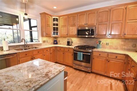 950 38th Ave NE, Hickory, NC 28601 photo 13