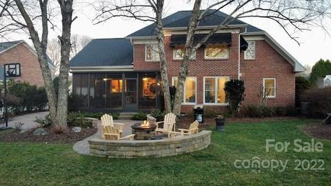 950 38th Ave NE, Hickory, NC 28601 photo 4