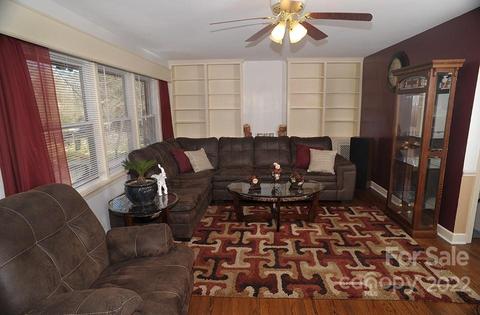 1037 Emerald St, Salisbury, NC 28144 photo 4
