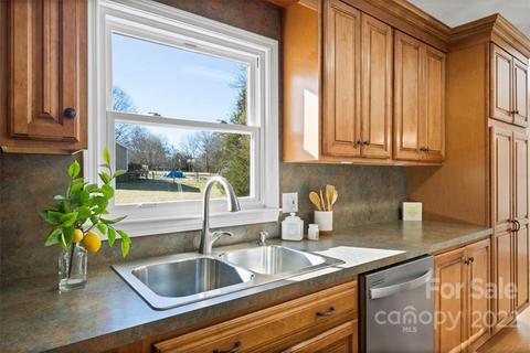3029 E Nc 10 Hwy Hwy, Conover, NC 28613 photo 7