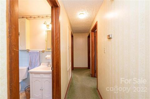 219 4th St, Conover, NC 28613 photo 14