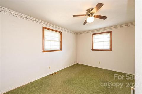 219 4th St, Conover, NC 28613 photo 21