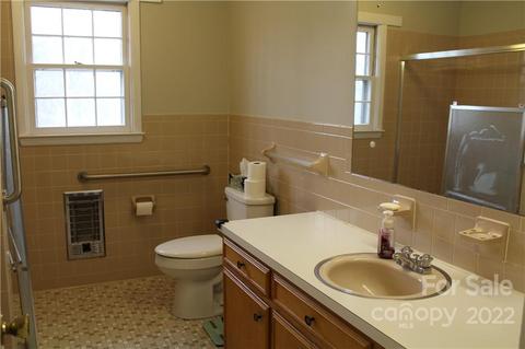 2292 Crestview St, Morganton, NC 28655 photo 15