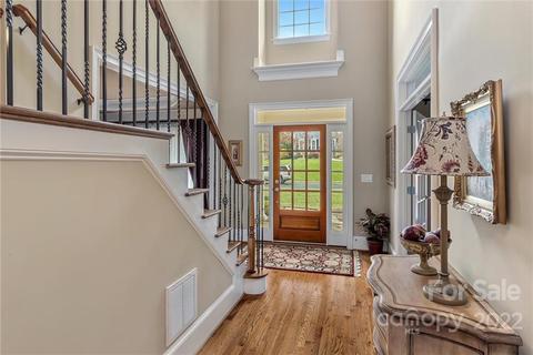 18706 Floyd Ct, Davidson, NC 28036 photo 5