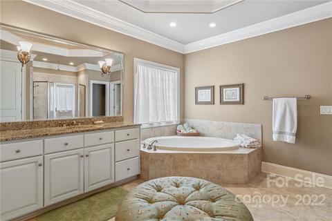 18706 Floyd Ct, Davidson, NC 28036 photo 25