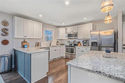 885 E Ritchie Rd, Salisbury, NC 28146 photo 9
