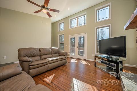 260 Christopher Rd, Tryon, NC 28782 photo 11