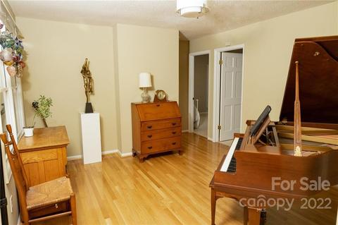 10 Resada Dr, Brevard, NC 28712 photo 12