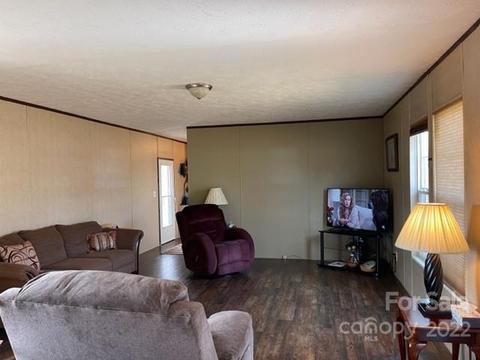 519 Lake Mullis Rd, Harmony, NC 28634 photo 6