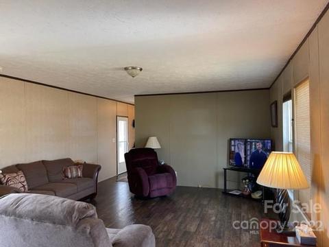 519 Lake Mullis Rd, Harmony, NC 28634 photo 9