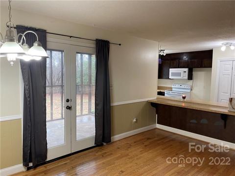 1862 Oleander Dr, Conover, NC 28613 photo 6