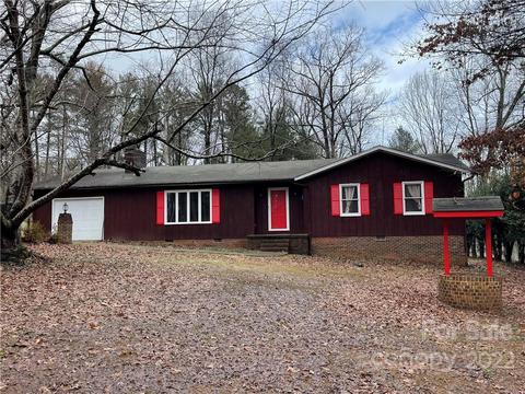 1862 Oleander Dr, Conover, NC 28613 photo 1
