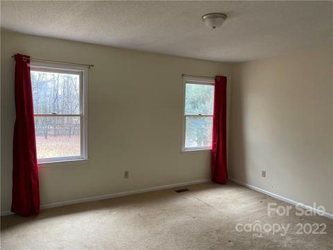 1862 Oleander Dr, Conover, NC 28613 photo 11