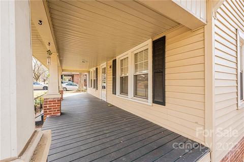 121 Evans St, Morganton, NC 28655 photo 4