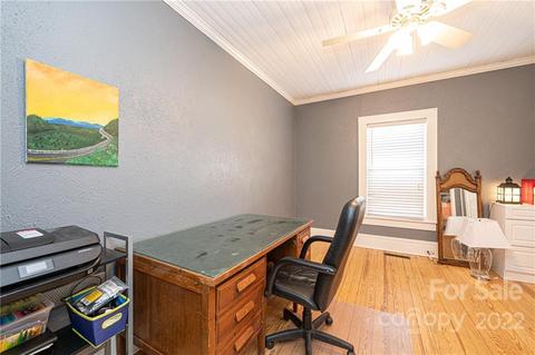 121 Evans St, Morganton, NC 28655 photo 23