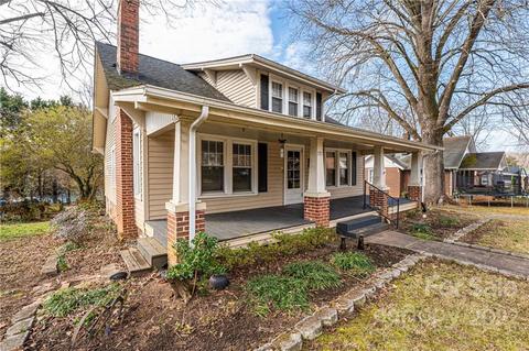 121 Evans St, Morganton, NC 28655 photo 5
