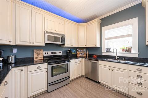 121 Evans St, Morganton, NC 28655 photo 13