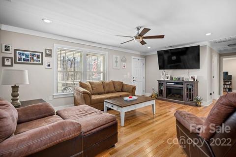 340 Ridge View Dr, Clyde, NC 28721 photo 12