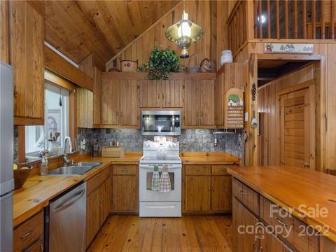 880 Staton Rd, Flat Rock, NC 28731 photo 9