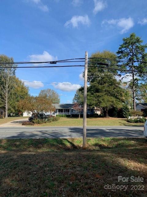 1821 Charlotte Ave, Monroe, NC 28110