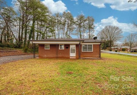 709 6th St SW, Conover, NC 28613 photo 3