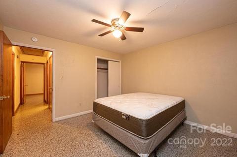 709 6th St SW, Conover, NC 28613 photo 22