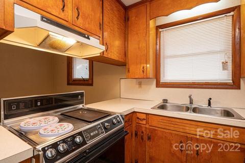 709 6th St SW, Conover, NC 28613 photo 18