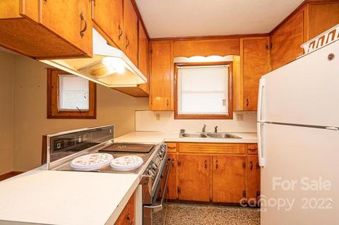 709 6th St SW, Conover, NC 28613 photo 17