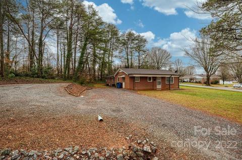 709 6th St SW, Conover, NC 28613 photo 33