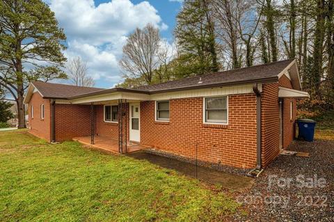 709 6th St SW, Conover, NC 28613 photo 5