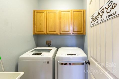 85 Elm D St #D, Sylva, NC 28779 photo 8