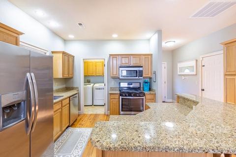 85 Elm D St #D, Sylva, NC 28779 photo 7