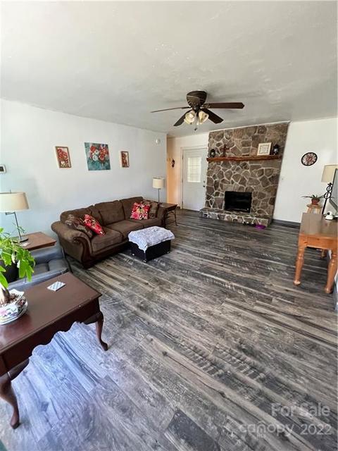 39 Phil Buchanan Rd, Spruce Pine, NC 28777 photo 4