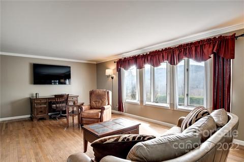 22 Pendleton Rd, Sylva, NC 28779 photo 6