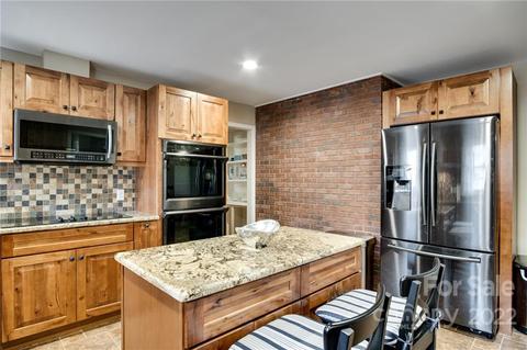 22 Pendleton Rd, Sylva, NC 28779 photo 11