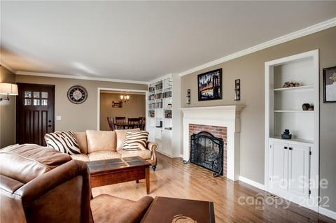 22 Pendleton Rd, Sylva, NC 28779 photo 4